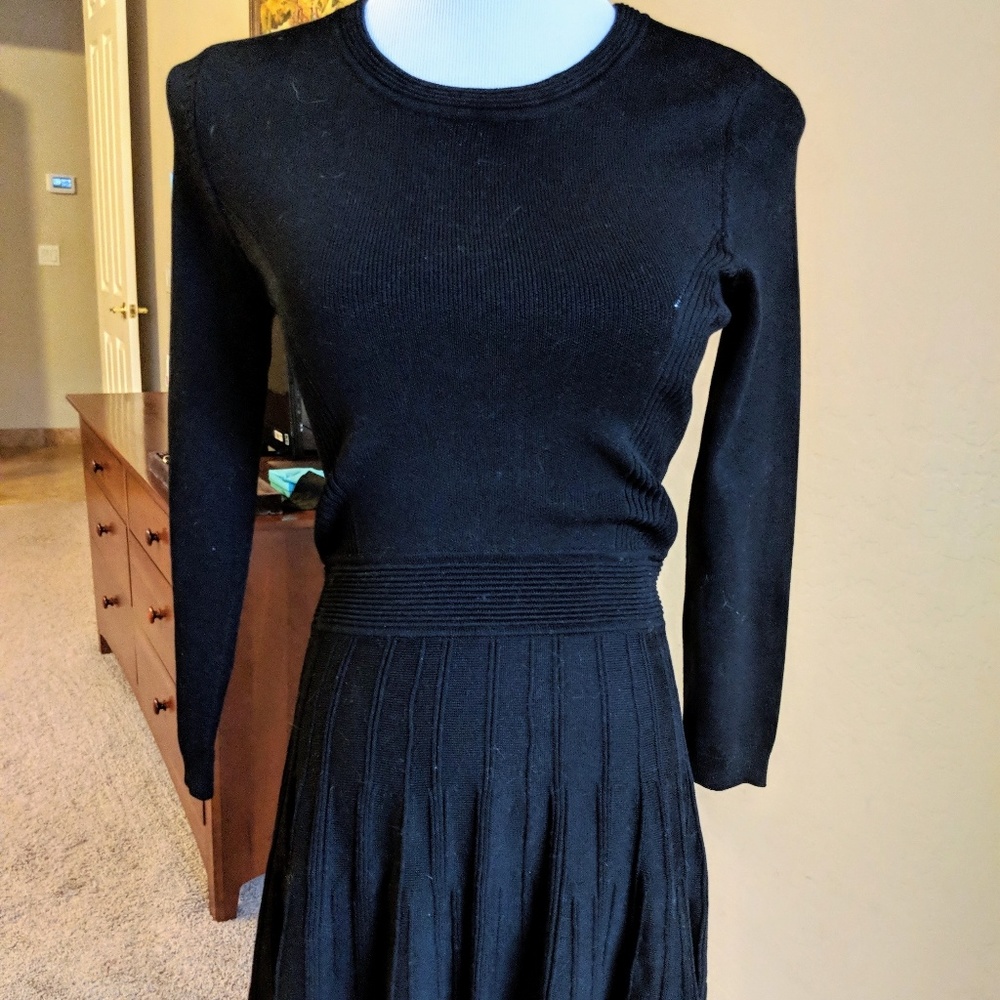 Topshop black long sleeve dress size 6